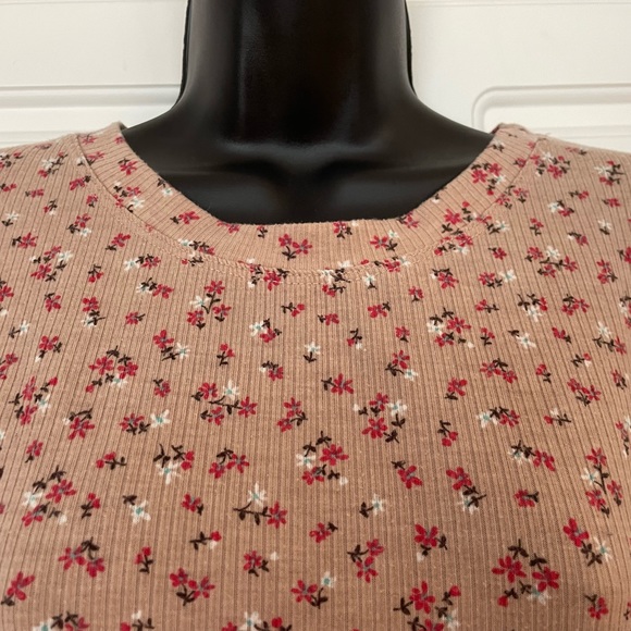 Jackson Rowe tshirts - Picture 3 of 11